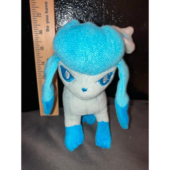 Glaceon 010601 Legit Pokemon Center 2012 Plush 7" Stuffed Toy Doll Japan - Picture 1 of 6